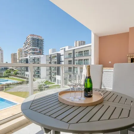 Premium - Rua Agosto Azul Apartamento *